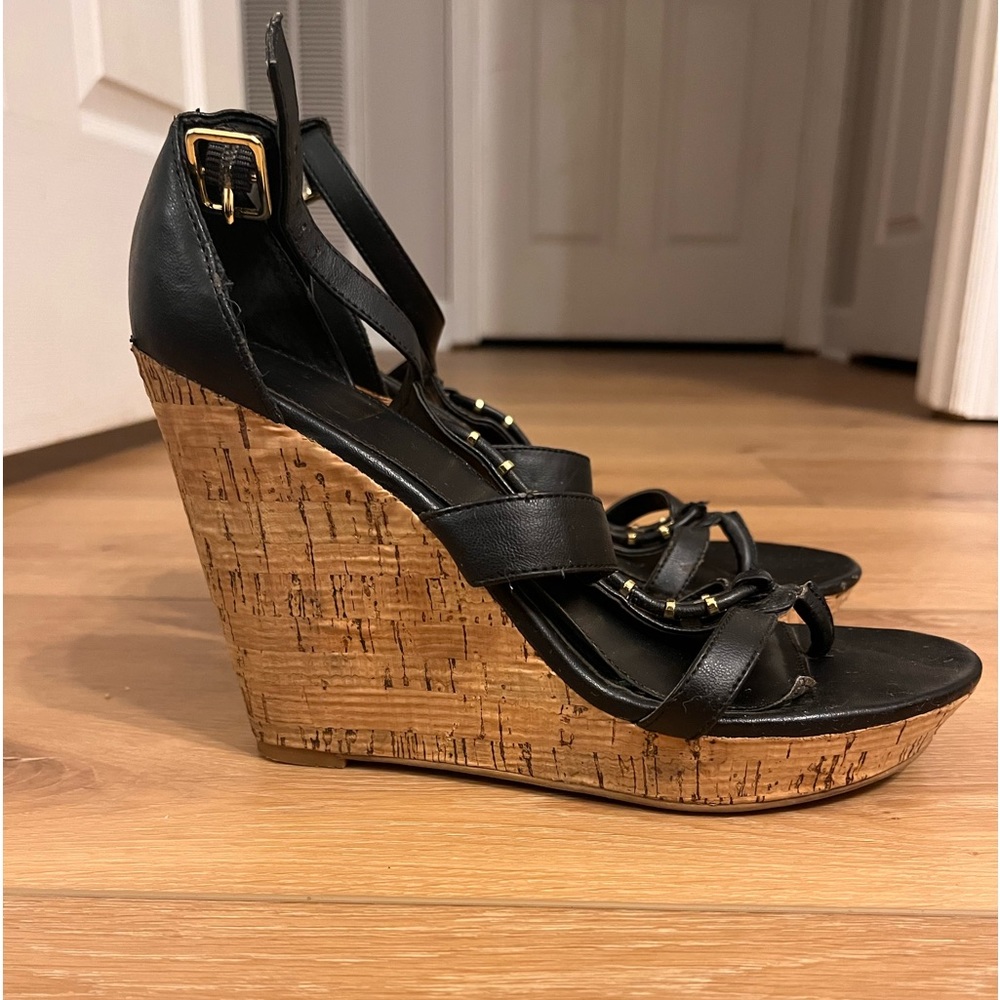 Dolce Vita black wedges size 8